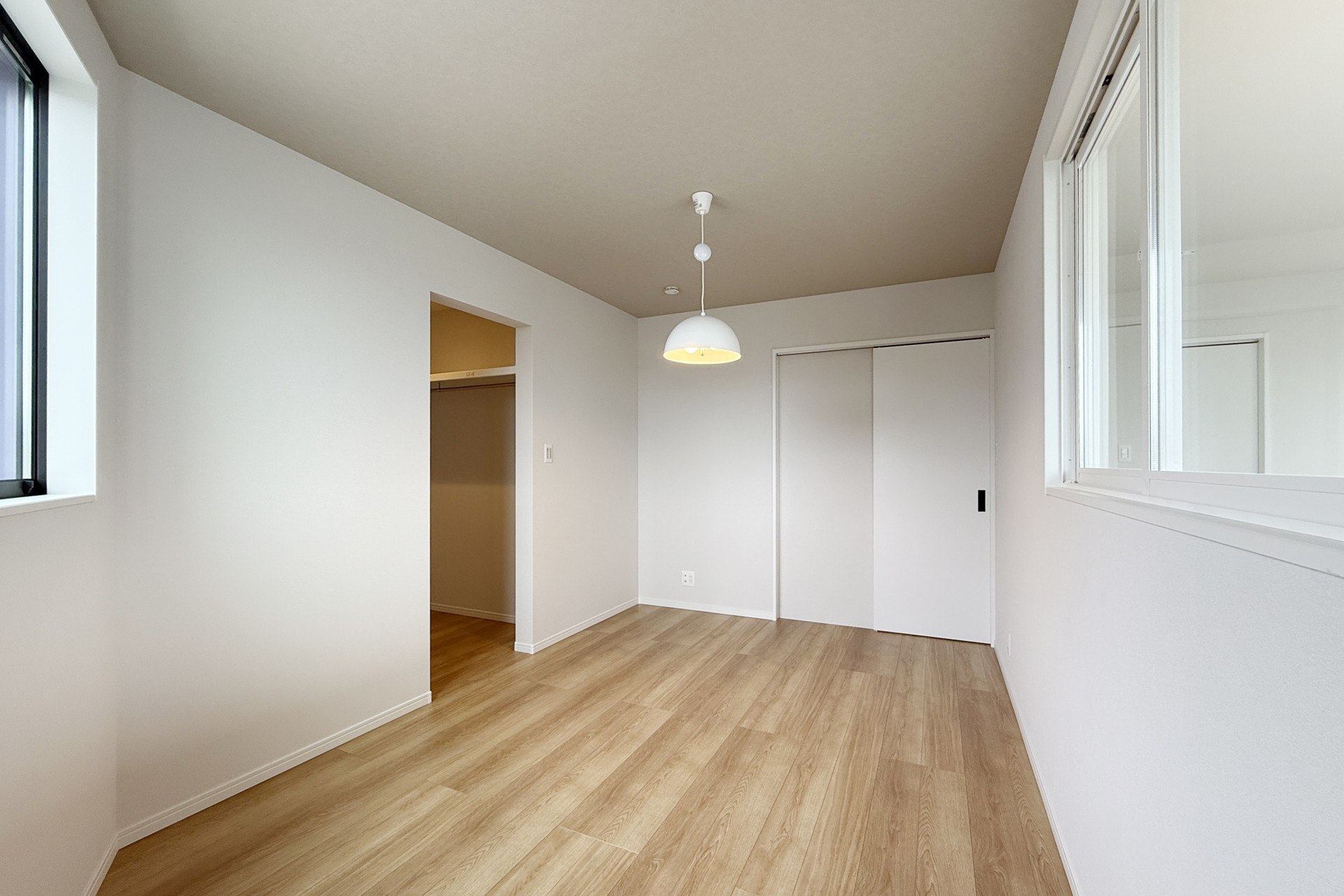 eMIRAIE 阪急池田／五月山公園IV A号地 写真