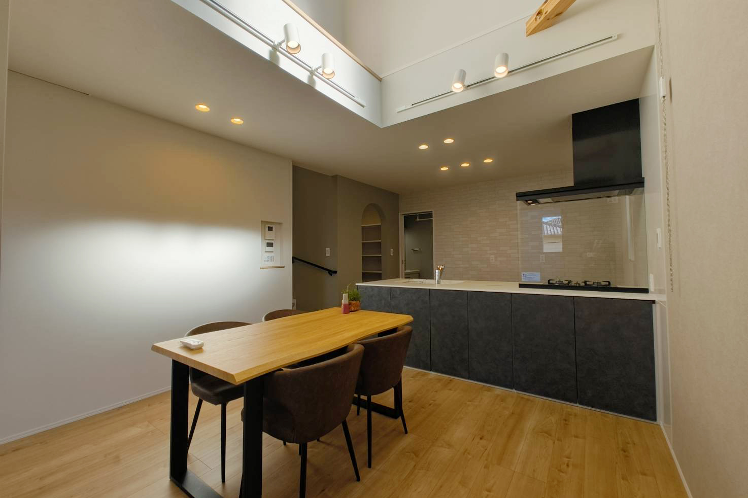 eMIRAIE 阪急宝塚線×池田 1号地 写真